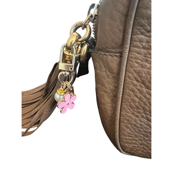 PURSE BAG BACKPACK HAND BAG CHARM DAISY FLOWER PEARL GOLD HARDWARE HAND MADE - Picture 2 of 5